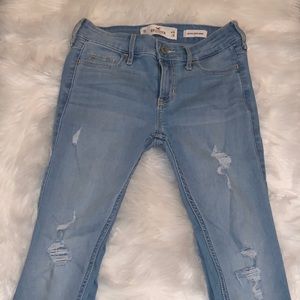 Hollister light wash low rise super skinny jeans